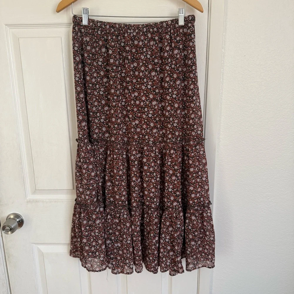 AE Floral Brown Tiered Skirt - Picture 5 of 5